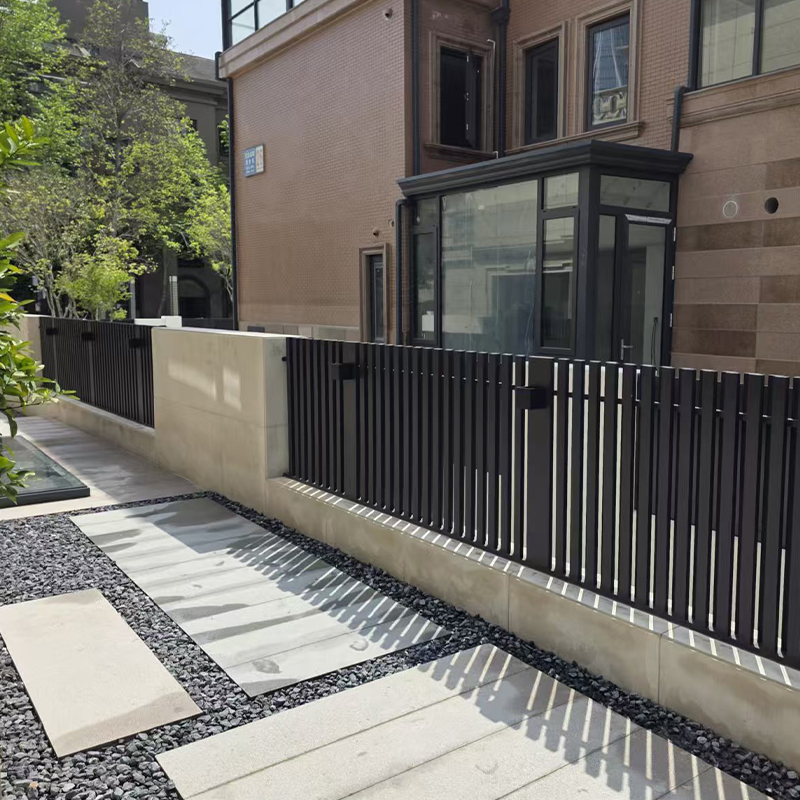 Pandekorasyon na Perforated Railing